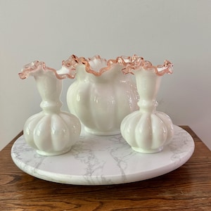 花瓶・フラワースタンド 231 Vintage Fenton Pastel Milk glass Fenton Pastel Pink Fenton Milk Glass Hobnail Trumpet Vase