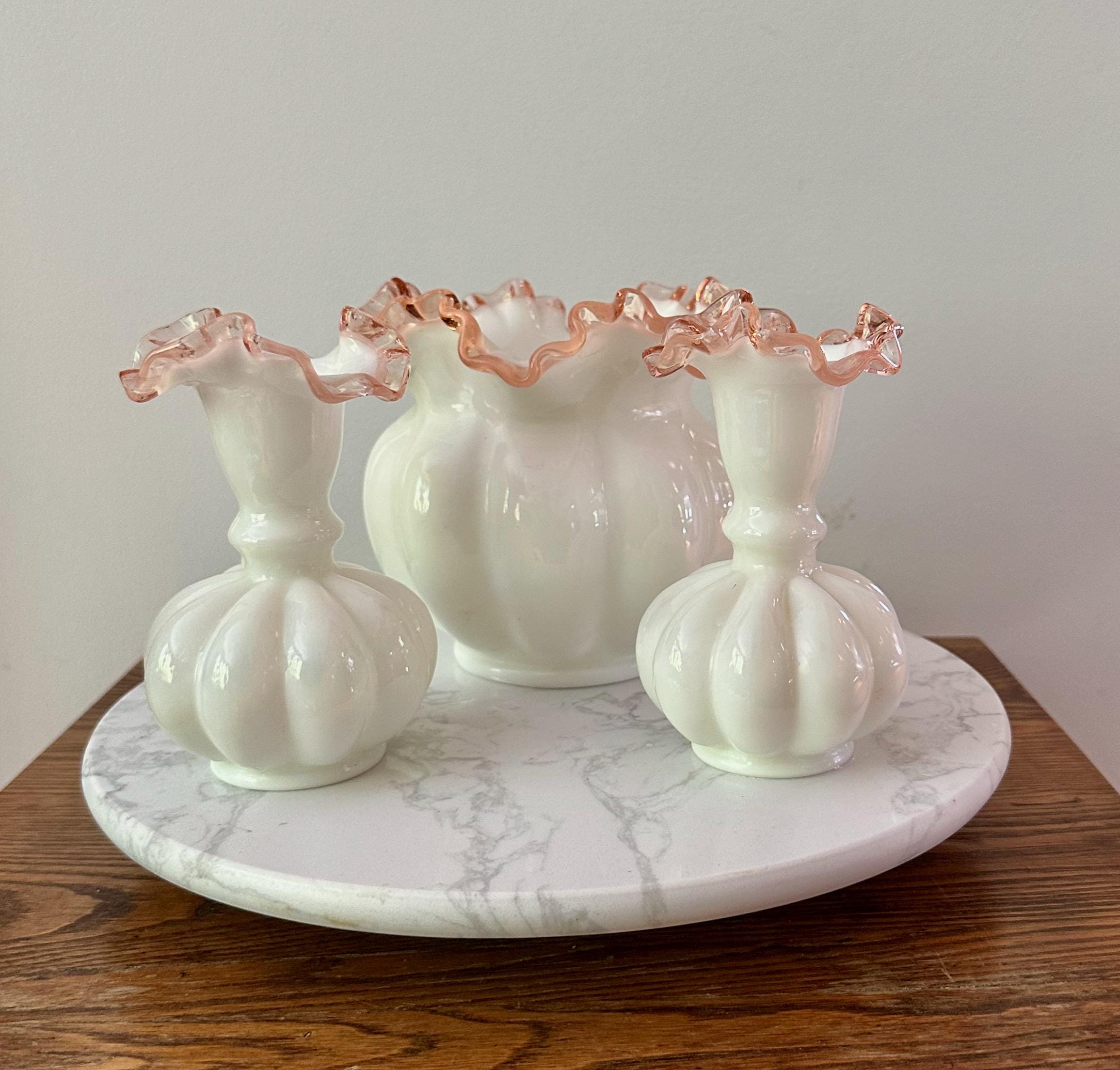 花瓶・フラワースタンド 231 Vintage Fenton Pastel Milk glass 花瓶・フラワースタンド 231 Vintage Fenton Pastel Milk glass 花瓶