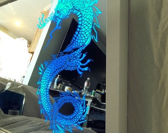 Miroir à éclairage LED avec cadre blanc et suspension murale dragon chinois avec zone de visualisation latérale