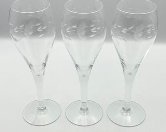 Vintage 1980s Princess House Heritage Etched Wine Glasses Set Of 3 - 8" Floral