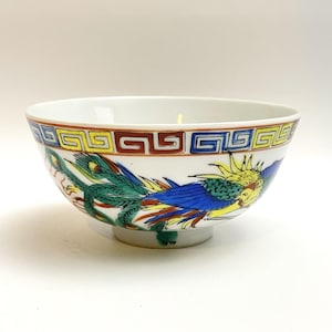 Vintage Chinese Porcelain Hand Painted Dragon Phoenix Pattern Rice Bowl Signed