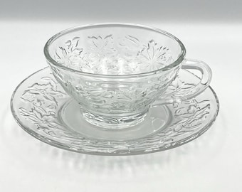 Princess House Fantasia Kristalltasse & Untertasse Klar Weihnachtsstern geprägte Teetasse