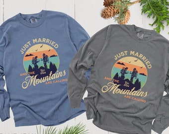 Hiking Couple Just Married Matching Shirts, Comfort Colors Long Sleeve TShirt Gift for Outdoor Couple, Elopement Mountain Wedding Honeymoon