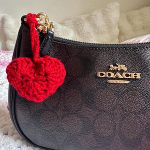 Handgemachter gehäkelter Herz-Schlüsselanhänger – Perfekt für den Valentinstag!