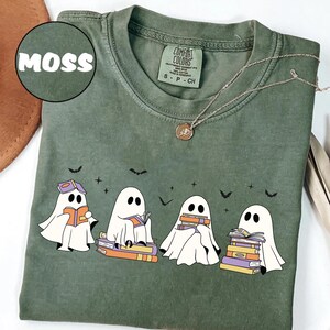 T-shirt de livres de lecture fantôme rétro couleur confort pour bibliothécaire fantôme chemise d&#39;halloween sweat-shirt de professeur d&#39;halloween chemise d&#39;halloween t-shirt de lecture
