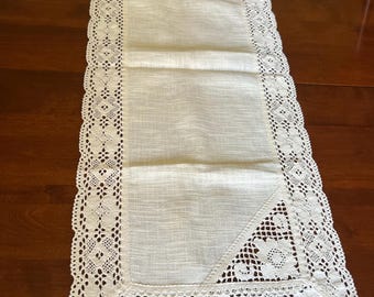 Austrian White Linen Blen Textured Table Runner with Cotton Floral Lace Border and Insets | 15" x 36"