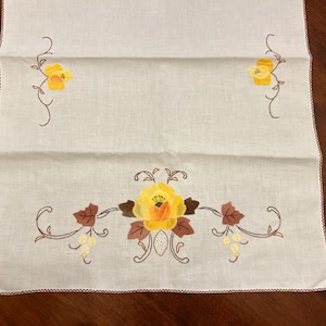 dresser scarves to embroider Keeli Gauze Embroidered Dress main image 0