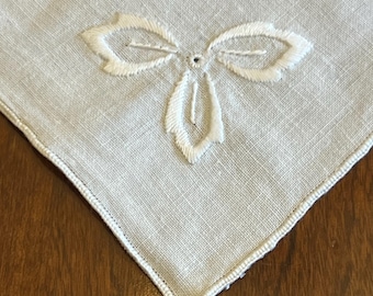 Set of Four White Cotton Cocktail Luncheon Napkins with Embroidered Leaves and Shaped Corner | 10" x 10"
