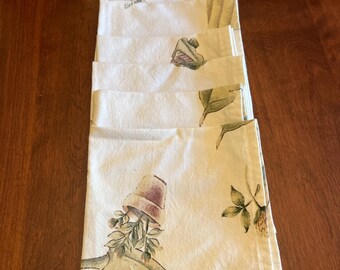 Set of 8 Matching Beige and Green Cotton Napkins with Garden Print |  15.5" x 17"