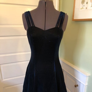 90s Black & Royal Blue Metallic Knit Party Dress w/ Spaghetti Straps, Sweetheart Neckline, and Flared Skirt by All That Jazz | Small Medium
