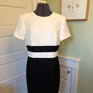 80s Black and Ivory Linen Look Short Sleeved Dress with Drawn Thread Striped Waist by Talbots | Size Medium