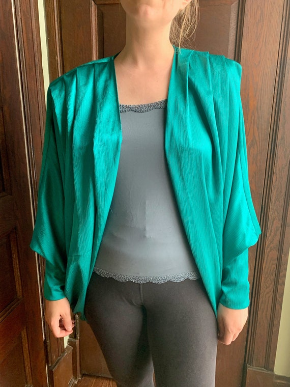 80s Unique Dramatic Emerald Green Crinkle Satin E… - image 2