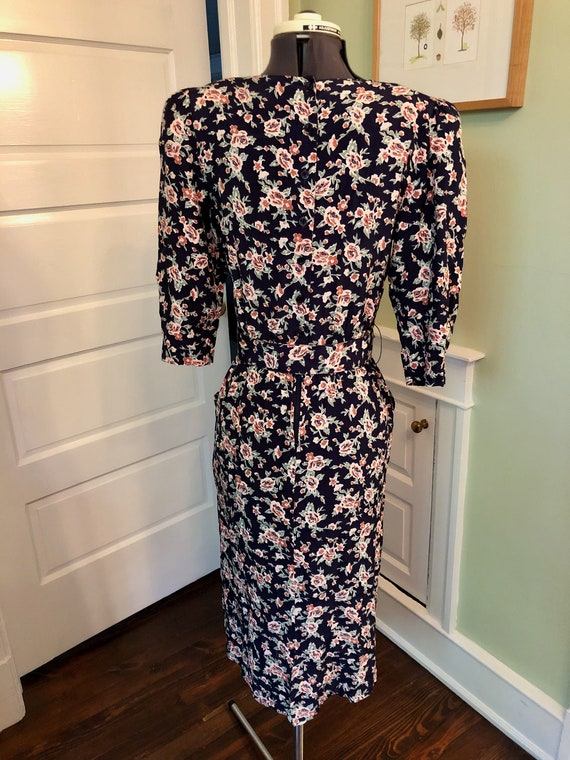 80s Navy and Peach Floral Rayon 3/4 Sleeve Dress … - image 5