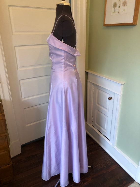 90s Shimmery Lavender Sleeveless Prom Dress or Fo… - image 4