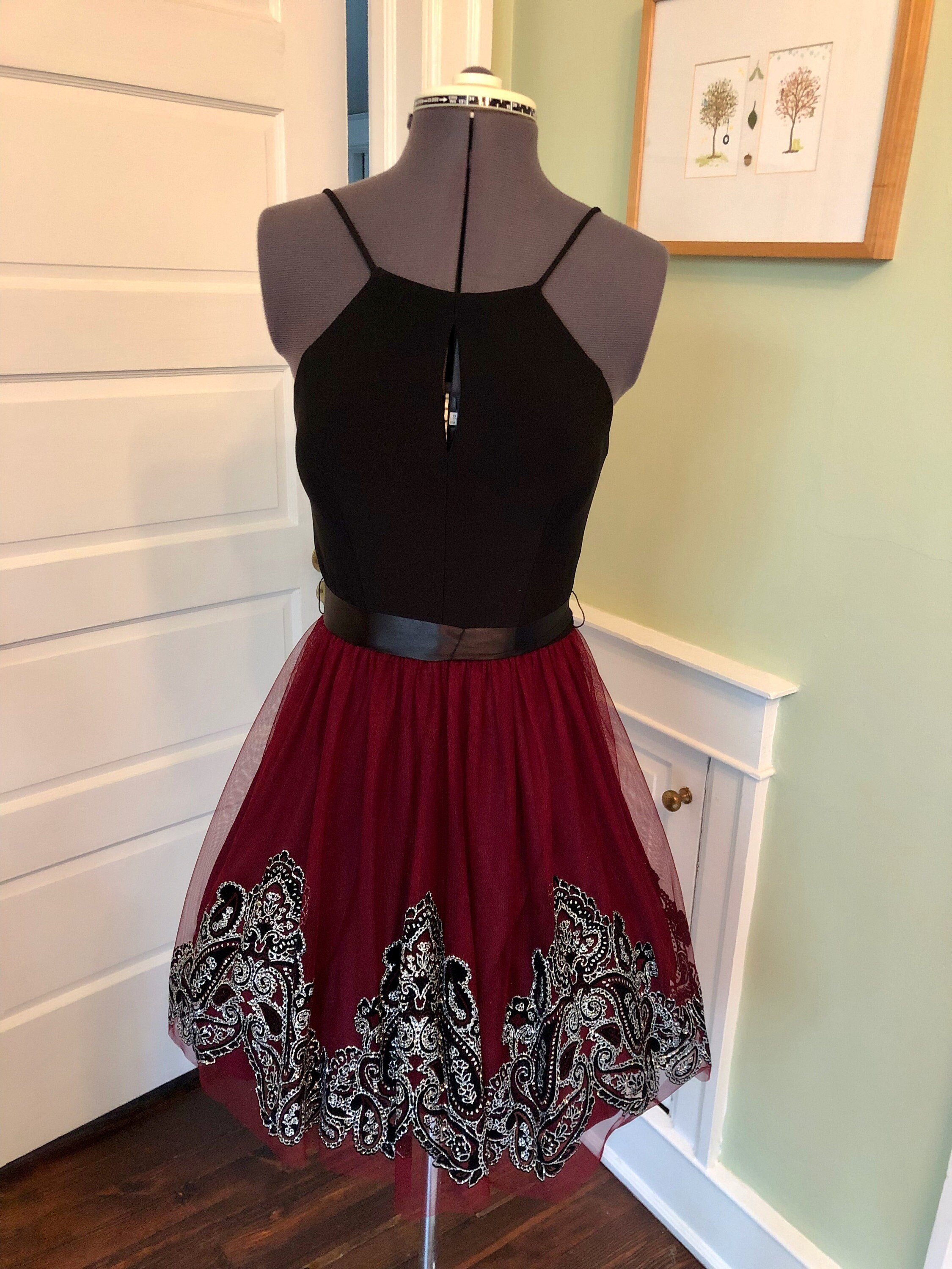 Maroon and black galaxy skirt sale
