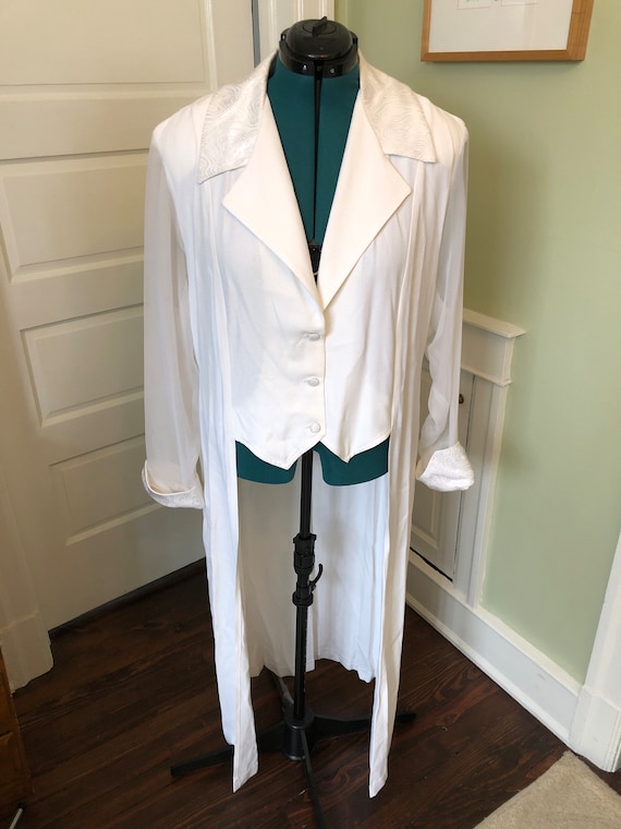 80s White Long Blazer with Ankle Length Tails and… - image 2