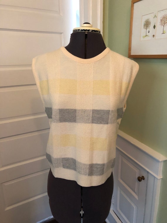 70s Pendleton Cream, Yellow and Grey Wool Knit Sle