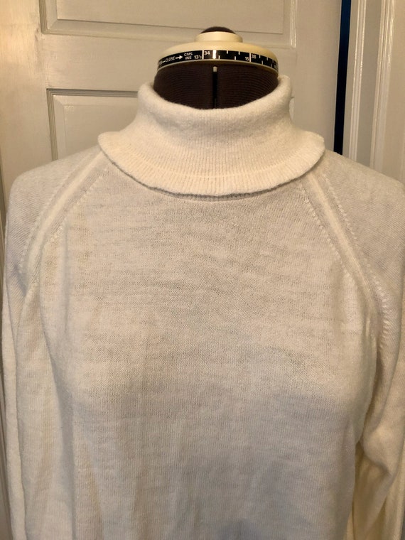 70s Ivory Acrylic Turtleneck Sweater with Raglan … - image 2