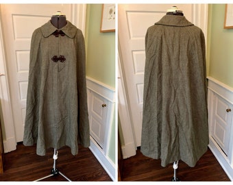 60s Green Tweed Wool Long Cape with Collar and Brown Frog Closures by Francois Maurel | One Size