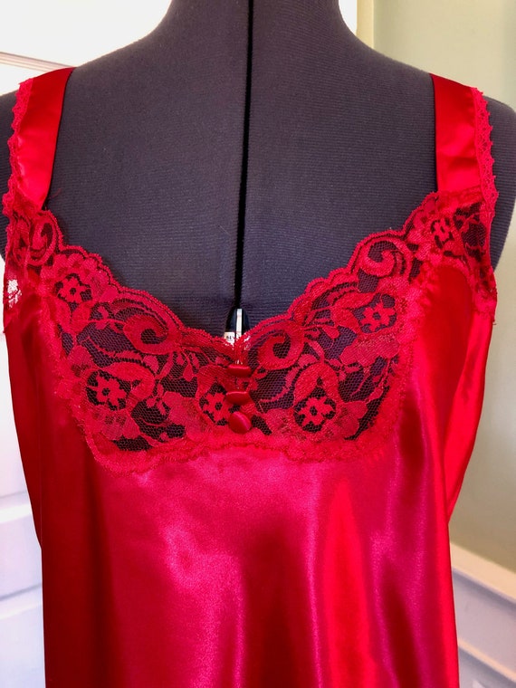 90s Red Satin Sleeveless Chemise with Shoulder St… - image 2