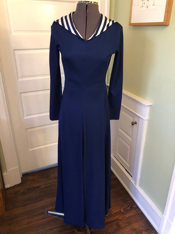 70s  Blue Knit Long Sleeved Long Dress with a Blue