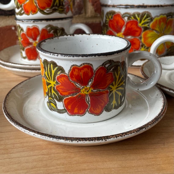 Vintage Midwinter Stonehenge Nasturtium Tableware: Teapot, Cups