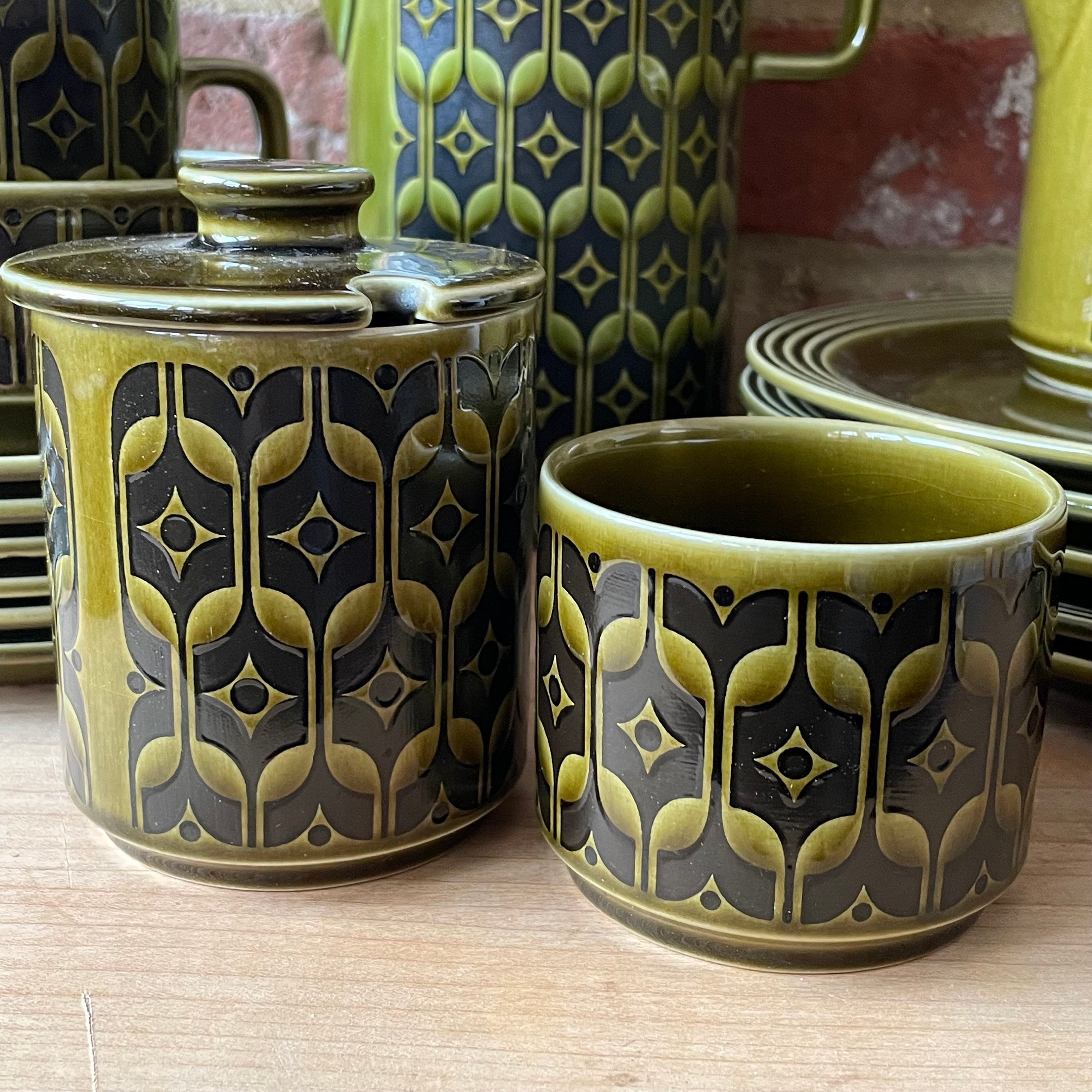 Hornsea Vintage Green Heirloom Tableware - Cups/saucers, Jugs