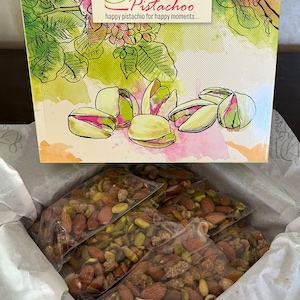 Caixa de presente de nozes, lanche saudável, caixa de presente saudável, caixa de presente para aquecimento de casa, caixa de lanche de nozes mistas, nozes frescas, pistache, amêndoas, avelãs, damasco
