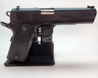 1911 handgun display stand with magazine holder 45ACP cache pistol nightstand storage gunsafe arsenal organizer decor upright magwell mount