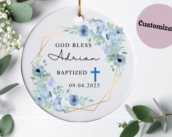 Adorno de bautismo personalizado: recuerdo en forma de cruz de cerámica hecho a medida