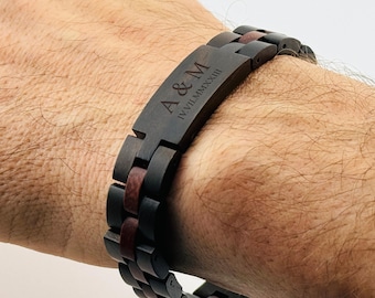 Engraved Wooden Bracelet for Dad or Grandpa – Personalized Men's Wristband, Father’s Day Gift, Custom Name Bracelet for Him