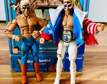 WCW Smash N Slam Wrestlers GOLDBERG With Masked Figure and