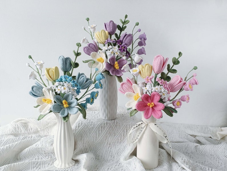 Gehäkelter Tulpenstrauß, Muttertagsgeschenk, Strickblumen, Maiglöckchen, handgemachte Blumen keine Vase Bild 1