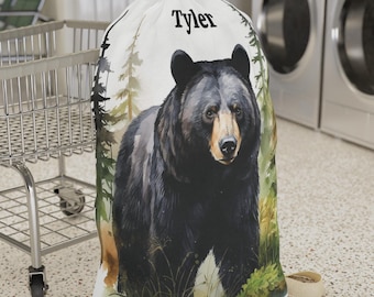 Bolsa de lavandería con forma de oso personalizada Bolsa de acampada personalizada Bolsa de lavandería con decoración de cabaña Saco de lavandería con forma de bosque Regalo para amantes de los osos Nombre personalizado Oso negro