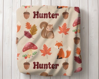 Manta de bosque personalizada con nombre de vida silvestre, manta de vellón liviana, manta decorativa de cabaña, manta personalizada con zorro y animal del bosque
