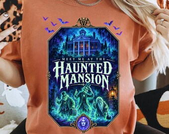 Spooky Ghosts Graphic Shirt, Haunted Attraction Tee, Gothic Halloween Outfit, Family Vacation T Shirt