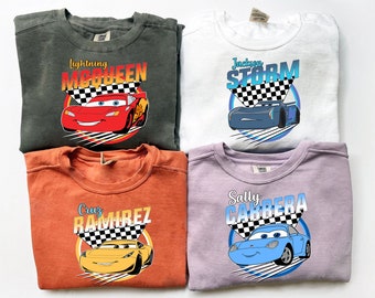 Camiseta retro de los 90 con coches de carreras a cuadros, colores cómodos, Cruz Ramírez, Sally Jackson, Storm, Rayo McQueen, camiseta a juego.