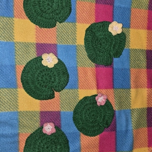 Crocheted lilypad coasters