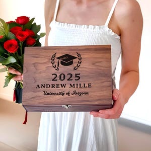 Scatola dei ricordi di laurea personalizzata, idee regalo di laurea, capsula del tempo ricordo, regalo di laurea per lei, regalo per lui, regalo per la figlia