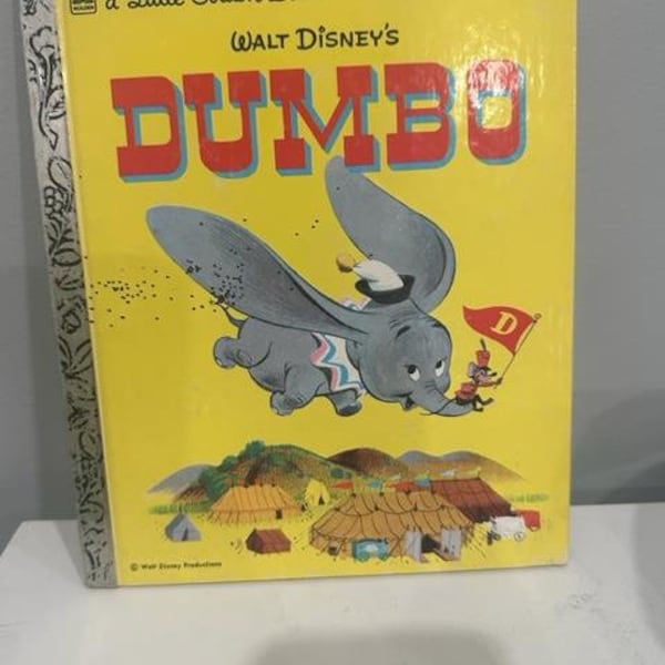 Walt Disney's Dumbo| A Little Golden Book| Little Golden Book Series| Vintage Children’s Books| Classic Children Stories