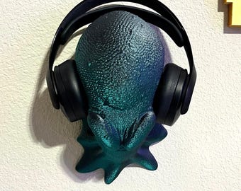 The Abyss Octopus Mounted Head Headphone Holder Tentacles and Head Unique Gamer Decor