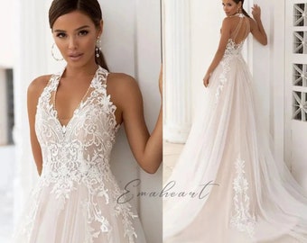 Stunning Halter Wedding Dress Boho A-Line With Lace Appliques, Backless Tulle Bridal Gown