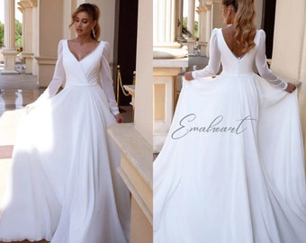 Simple Boho V-Neck Gown With Sweep Train, Long Sleeves Pleats A-Line Chiffon Wedding Dress For Women