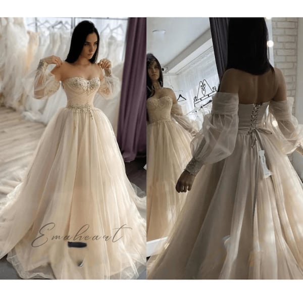 Enchanting Princess Ball Gown Wedding Dress With Lace Sweetheart Neckline And Lace-Up Puff Sleeves