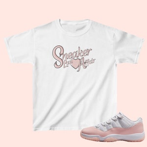 Jordan 11 Low Legend Pink - Sneaker Love Affair - Dziecięca koszulka z grubej bawełny™ dopasowująca się do butów sportowych