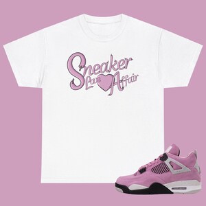 Jordan 4 WMNS Orchid - Sneaker Love Affair - Unisex Heavy Cotton Sneaker Dopasowana koszulka