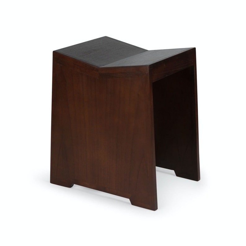 Tabouret en bois de style Chandigarh Marron foncé, noir Tabouret de couture, Charlotte Perriand, Jeanneret, Corbusier, Capitol, tabouret OWS, J.T.H. Appartements Marron