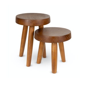 Petits tabourets en bois de style Chandigarh Marron foncé, noir, teck Ensemble de tabourets de traite, Charlotte Perriand, Jeanneret, Corbusier, Capitol Marron