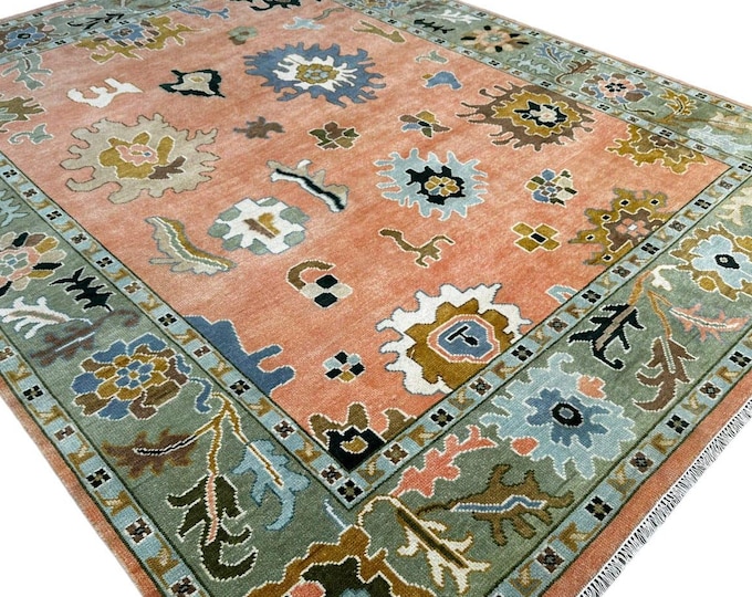 Hand Knotted Oushak Wool Rug: Antique Turkish Style, 8x10