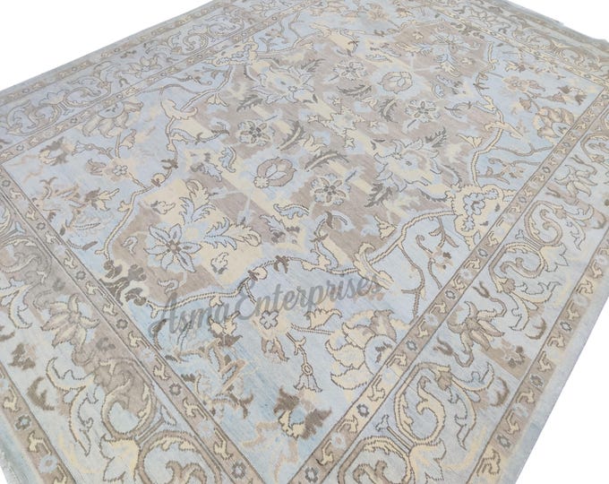 Hand Knotted Oushak Wool Rug: Antique Turkish Style, 9x12 ft